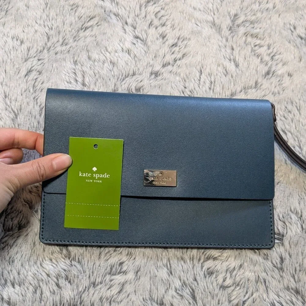 NEW Kate Spade Mollie Wristlet Wallet Blue Leather Putnam Drive